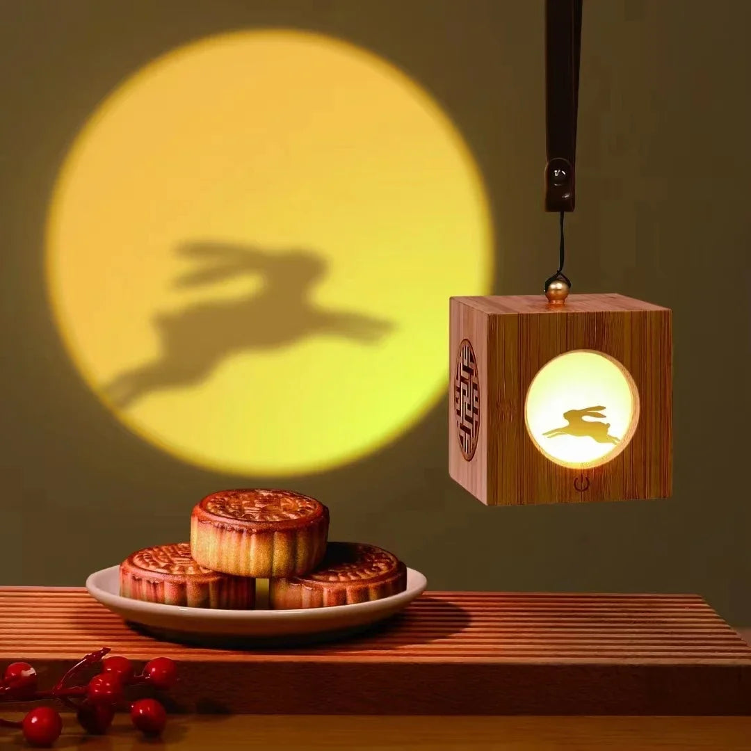 Veilleuse projecteur cerf dans un bureau