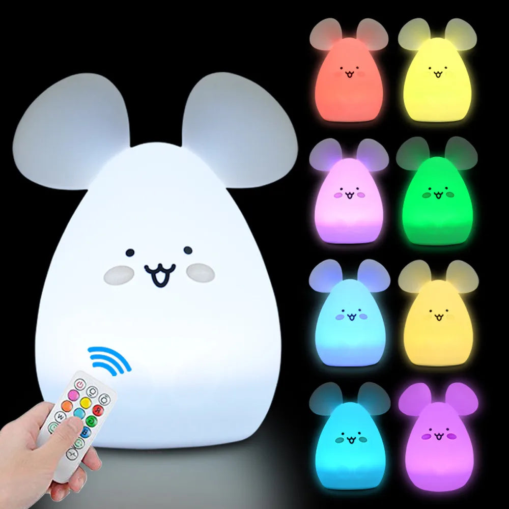 Veilleuse lapin silicone dans une chambre