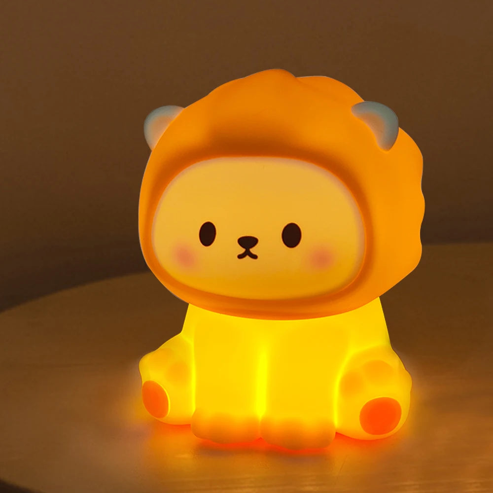 Veilleuse enfant lion dans un salon