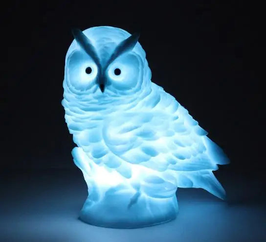 Veilleuse chouette hibou dans un restaurant 