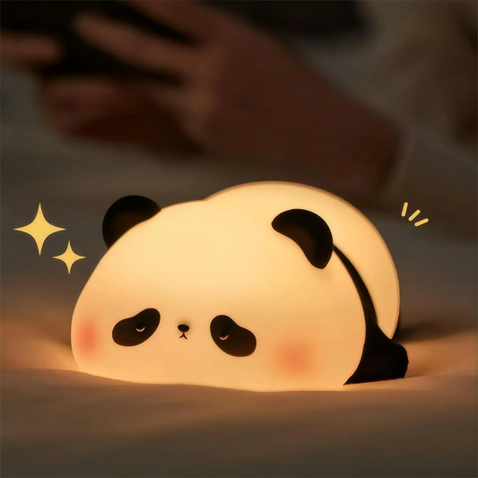 Veilleuse lapin panda dans un salon 