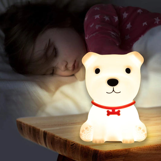 Veilleuse bébé chien dans une chambre d'enfant 